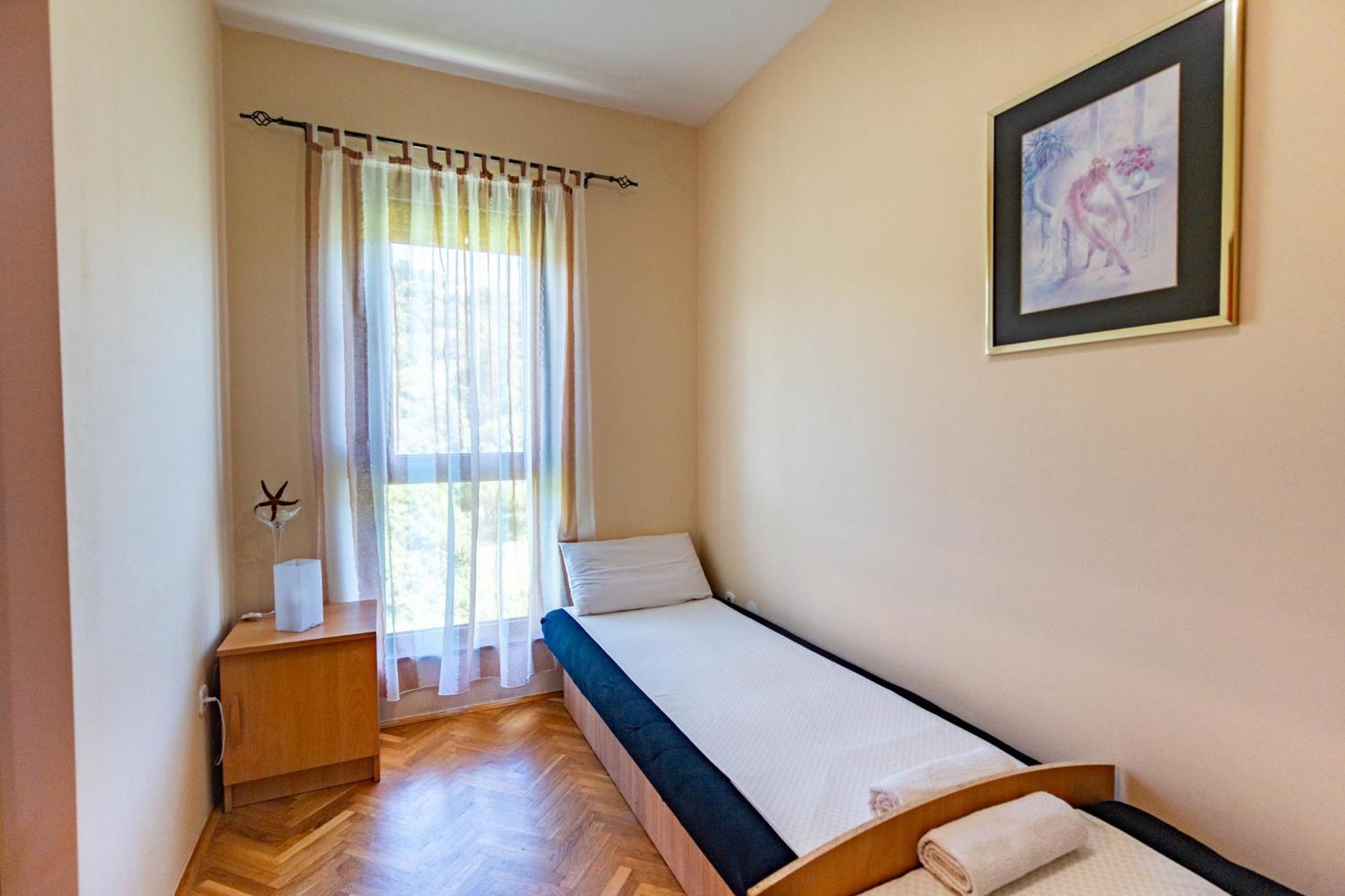 Rab Centar Due Apartment Palit Exterior foto